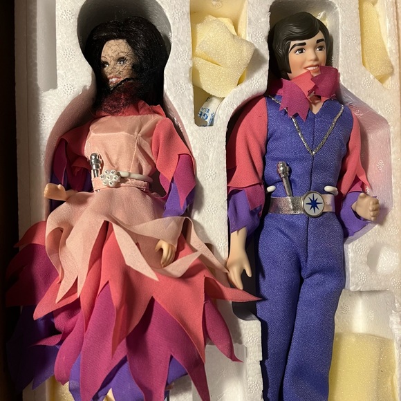 Donny and Marie Osmond Porcelain dolls limited edition, collector dolls. - Picture 13 of 16